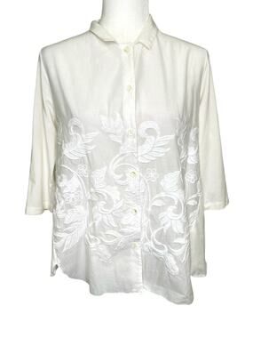 WHYCI Milano White Embroidered Mixed Media 3/4 Sleeve Button Up Blouse